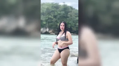 MARLBOROQUEENSEX - JASON & KC BIKINI