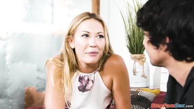 Stepsister pays for tutoring with her mouth and shaved pussy