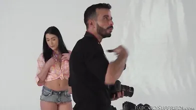Jessica & Daniela: Teen Anal Threesome