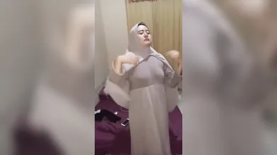 Istri Hijaber Binal Hyper Tembak Dalam