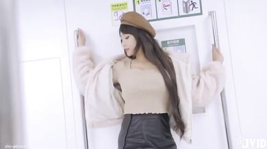 Busty Girl In Public - China AV