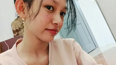 Putri Mardiana, handjob with lucky guy