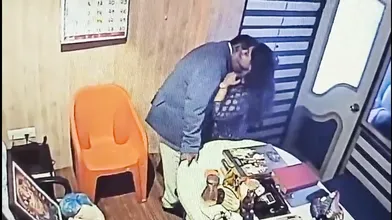 Viral Astrologer Fucking Multiple Womens