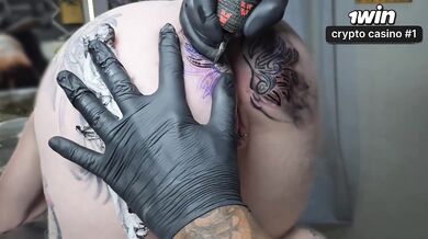 STARTING THE DAY WITH A CHANGE IN MY ANAL TATTOO 2