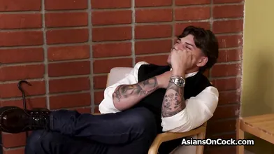 KPop star wannabe deepthroats producer on her dream audition