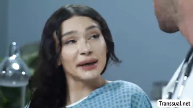 Trying the dick of my super handsome doctor