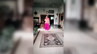 Desi Pakistani Girl Striptease Part 3