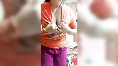 Desi Pakistani Girl Striptease Part 3