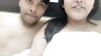 Desi Chubby Girl In Hotel