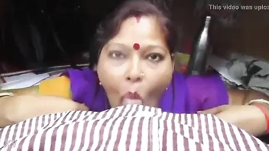 Desi Aunty Blowjob