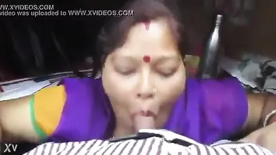 Desi Aunty Blowjob