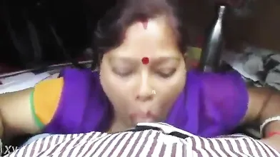 Desi Aunty Blowjob