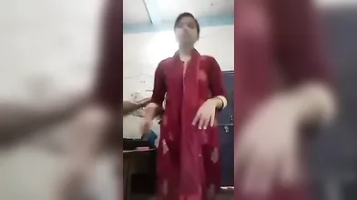 Desi Girl Striptease