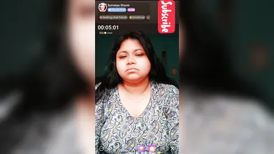 Sumaiya shumi chamet boobs show