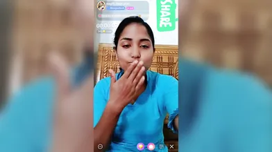 Bangladesh girl chamet show