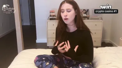 HOT RUSSIAN GIRL GETS CREAMPIED BEFORE CLASS - BEST SEX EVER - ROSIE RIDER - XXX