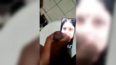 Mallu teacher Sunitha Ganesh gets a jerk tribute