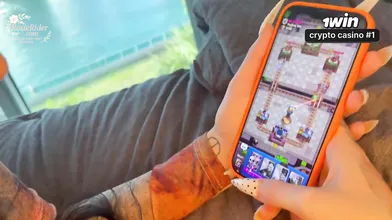 Raging ahh lil' stepsis forgot to wear undies to sofa - best XXX!