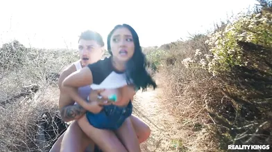 Painting Tits And Pussy - Ophelia Purr, Victor Ray