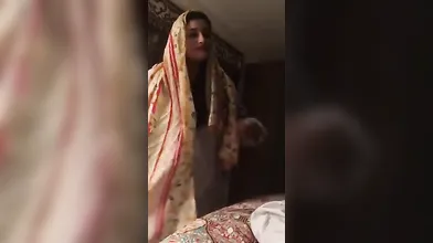 Hot Pakistani Wife In Her Sexy Attire Make Her Husband Night Awesome