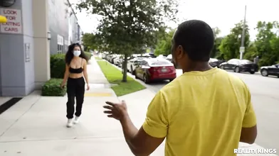 Picking Up Girls With Cock Size Quiz! - Kylie Rocket And Brickzilla