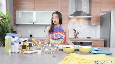 Cooking Show Gone Wild With Huge Cocked Boyfriend - Ella Cruz