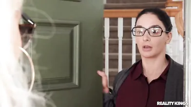 Bridgette B Helps Out The Lame Wife - Raissa Conte