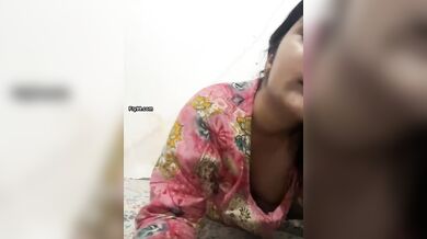 Hot & Cute Desi Beauty
