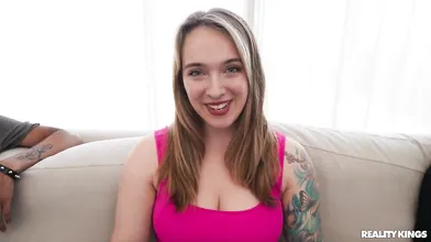 Beca Barbie Gets Fucked - Beca Barbie, Damon Dice