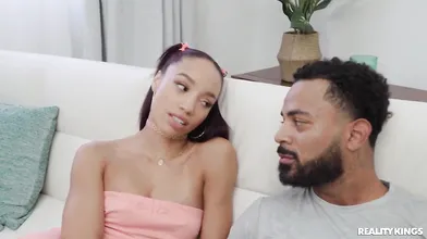 Alexis Tae And Her It But Her Boyfriend Keeps Calling