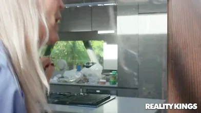 MILF Aubrey Black Fucked Instead Of Massage - Ricky Spanish