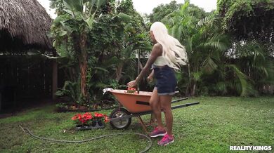 Hardcore Gardening With Kona Jade - Abella Danger