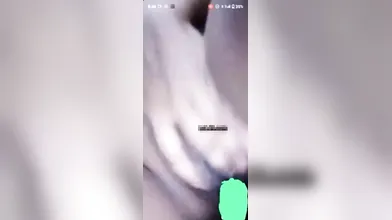 Indian girl showing her nude body to bf