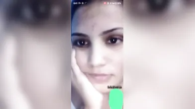 Indian girl showing her nude body to bf