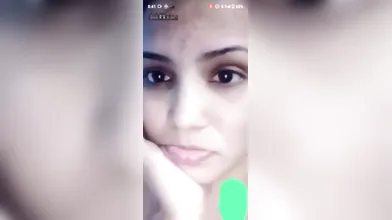 Indian girl showing her nude body to bf