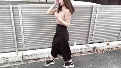 FC2 2389932 No Way, A Girl Like This? [An Overwhelmingly Beautiful Girl Who Could Easily Be An Idol Appears] Massive Oral Ejaculation In A Car During Broad Daylight