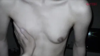 鈴_息を飲むほどのショートカット美女。朝ドラ級の絶世女子がヨダレを垂れ流しながらチ○コを舐め回す