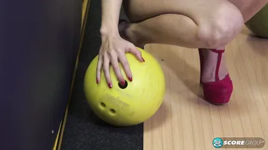 Bowled Over By Hitomi - Hitomi Tanaka
