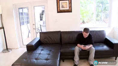 Sexin' The Bra-bustin' Booty Babe - Tony Rubino