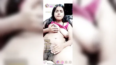 Insta_Influencer_Kavita_Maurya_Showing_Boobs_And_Pussy_On_Chamet_Live