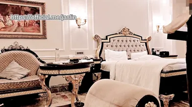 Jaslin Couple with new client in hotel hindi audio