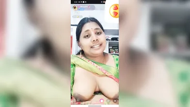 Pavani telugu girl chamet nude show
