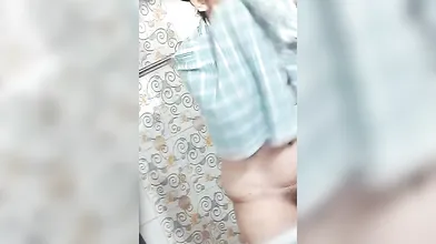 Priya mom nude bathing video xxx by her son