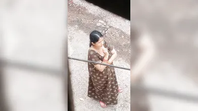 Beautiful aunty waiting for her lover to have sex with him.