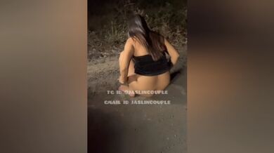 Jaslin kaur pee on road dare video