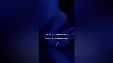 Jaslin kaur pee on road dare video