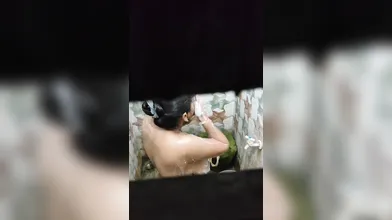 Uma mom nude bathing video