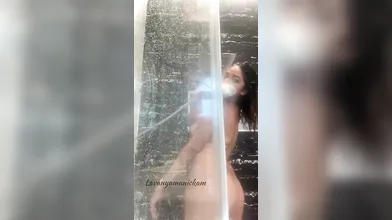 Tamil Actress Lavanya Manickam Nude Bathing Video