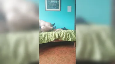 Puta follando y mamando polla
