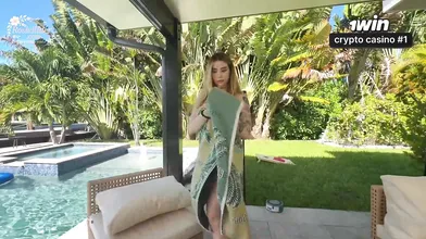 Hot Russian dame Rosie Rider gargles and rails sausage without condom, deliverin